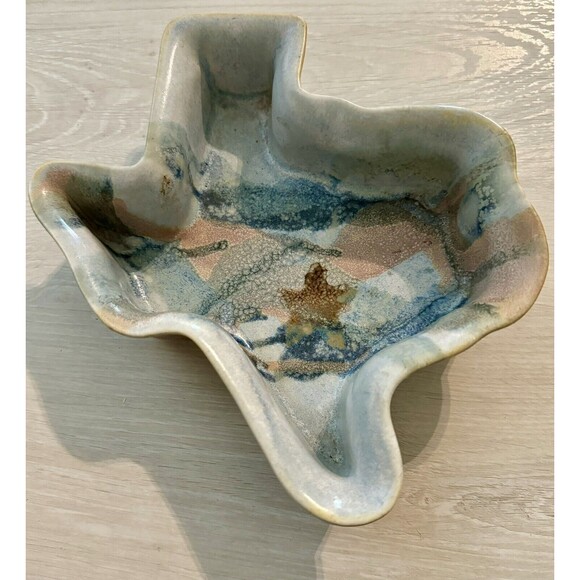 Studio Pottery Texas Shaped Dish Blue Signed 1/89 - Picture 2 of 4